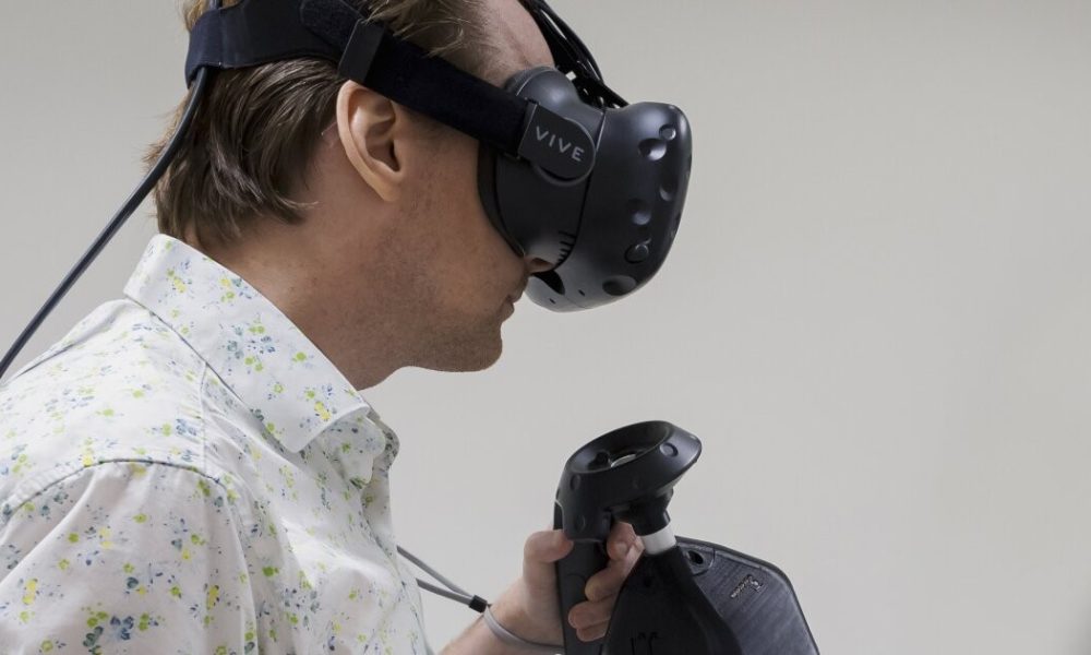 Wine Sniffing Game Brings Smell to VR